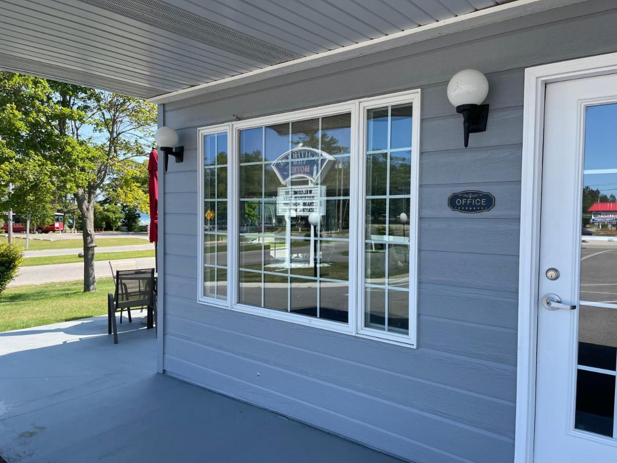 Lighthouse View Motel Mackinaw City Dış mekan fotoğraf